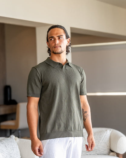 Premium Geripptes Polo
