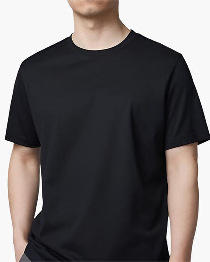 Elegantes einfarbiges T-Shirt